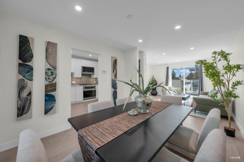 238 28Th Street E, North Vancouver, BC 