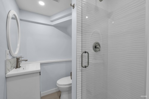 238 28Th Street E, North Vancouver, BC 