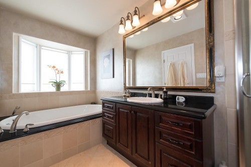 3056 11Th Avenue W, Vancouver, BC 