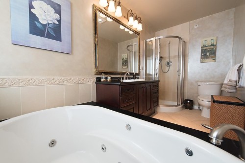 3056 11Th Avenue W, Vancouver, BC 