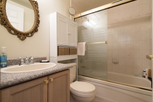 3056 11Th Avenue W, Vancouver, BC 