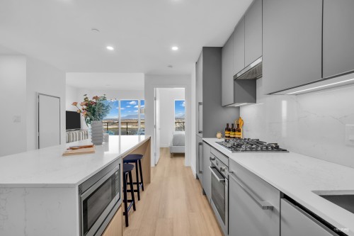 1301-5593 No. 3 Road  Richmond, BC V6X 0X6