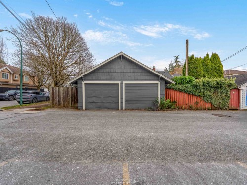 5915 Chester Street, Vancouver, BC 