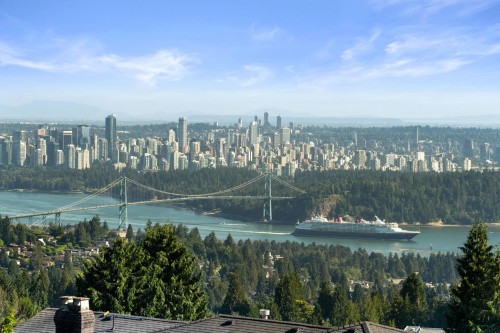 1424 Sandhurst Place, West Vancouver, BC 