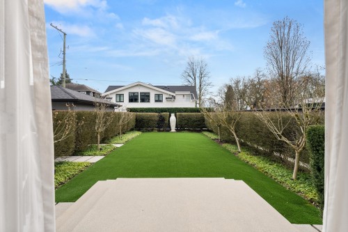 2496 36Th Avenue W, Vancouver, BC 