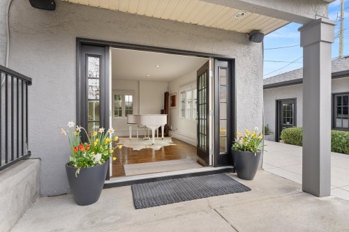 2496 36Th Avenue W, Vancouver, BC 