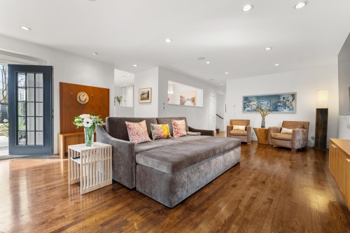 2496 36Th Avenue W, Vancouver, BC 