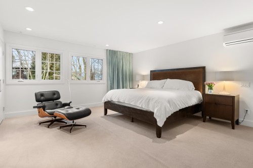 2496 36Th Avenue W, Vancouver, BC 