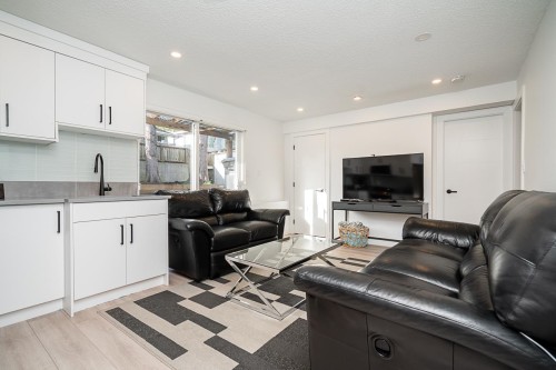 615 Allison Place, New Westminster, BC 