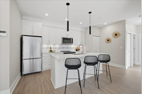 305-22335 Mcintosh Avenue  Maple Ridge, BC V2X 3C2