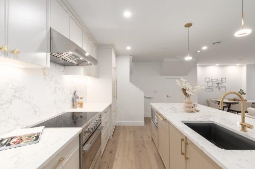 458 17Th Avenue E, Vancouver, BC 