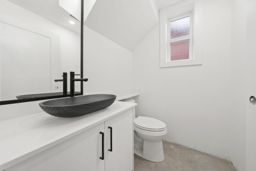 279 48Th Avenue E, Vancouver, BC 