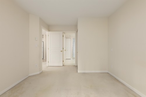 302-1242 Town Centre Boulevard, Coquitlam, BC 