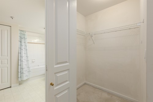 302-1242 Town Centre Boulevard, Coquitlam, BC 