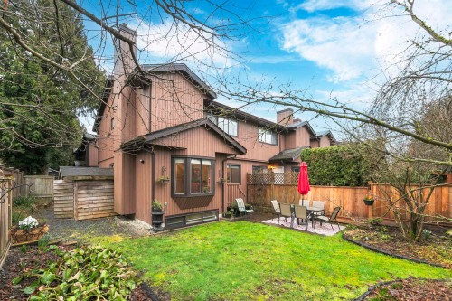 4721 Village Drive  Burnaby, BC V5G 4V7