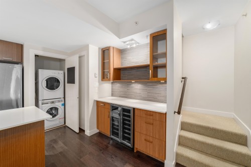 2389 Scotia Street, Vancouver, BC 