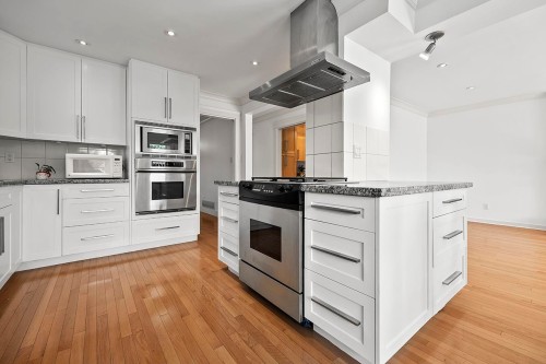 3558 32Nd Avenue W, Vancouver, BC 