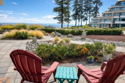 206-5665 Teredo Street  Sechelt, BC V7Z 0J2