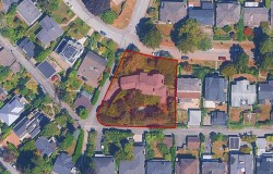 2296 32nd Avenue W Vancouver, BC V6L 2B2