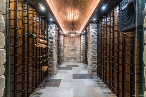 1485 Camelot Road, West Vancouver, BC 