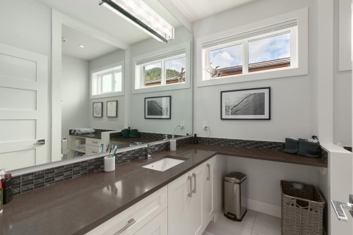 40257 Aristotle Drive, Squamish, BC 