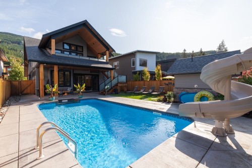 40257 Aristotle Drive, Squamish, BC 