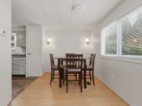 233 Tyee Drive, West Vancouver, BC 