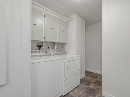 233 Tyee Drive, West Vancouver, BC 