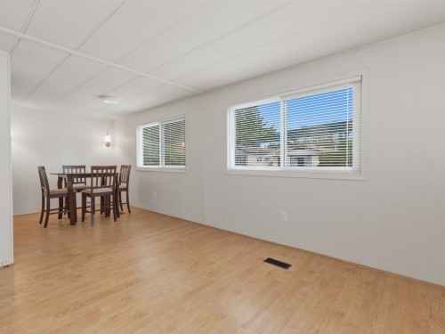 233 Tyee Drive, West Vancouver, BC 