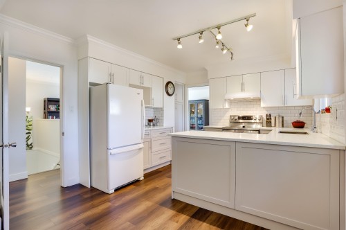 8271 Rosehill Drive, Richmond, BC 