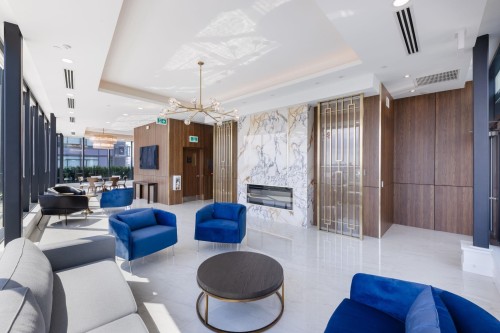 Th8-135 13Th Street E, North Vancouver, BC 