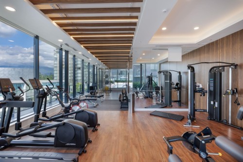 Th8-135 13Th Street E, North Vancouver, BC 