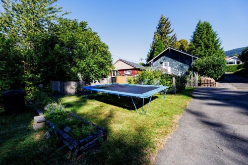 123 Kings Road E, North Vancouver, BC 