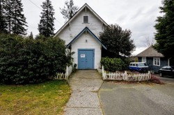 131 Kings Road E North Vancouver, BC V7N 1H4