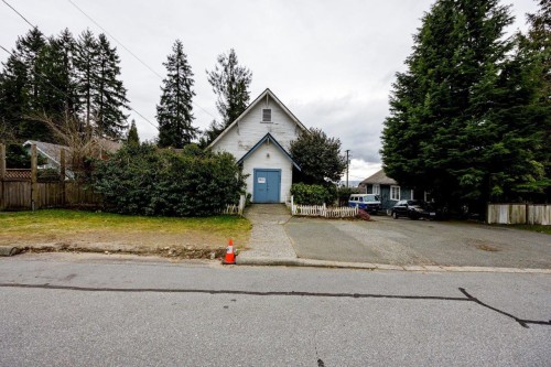 131 Kings Road E, North Vancouver, BC 