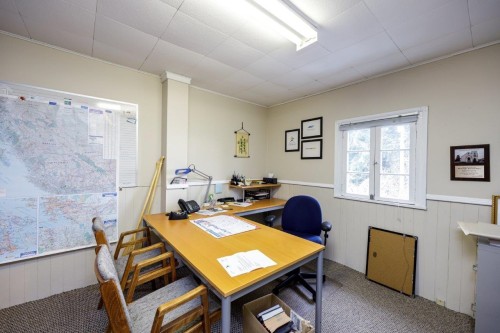 131 Kings Road E, North Vancouver, BC 