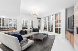 PH2-1102 Hornby Street  Vancouver, BC V6Z 1V8