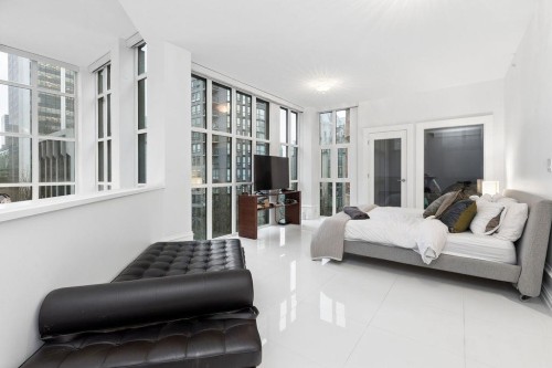 Ph2-1102 Hornby Street, Vancouver, BC 