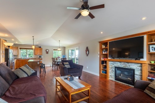 5550 Winter Road, Sechelt, BC 