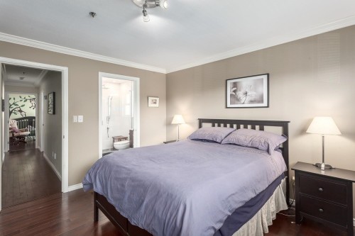 1732 Kitchener Street, Vancouver, BC 