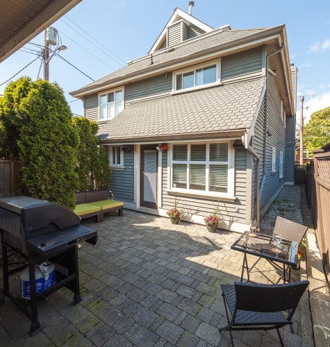 1732 Kitchener Street, Vancouver, BC 