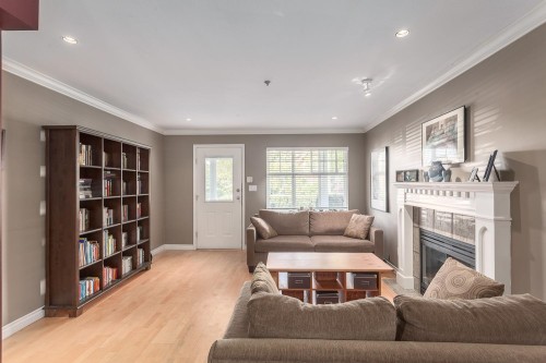 1732 Kitchener Street, Vancouver, BC 