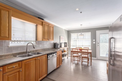 1732 Kitchener Street, Vancouver, BC 