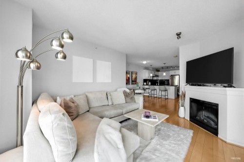 2005-2133 Douglas Road, Burnaby, BC 