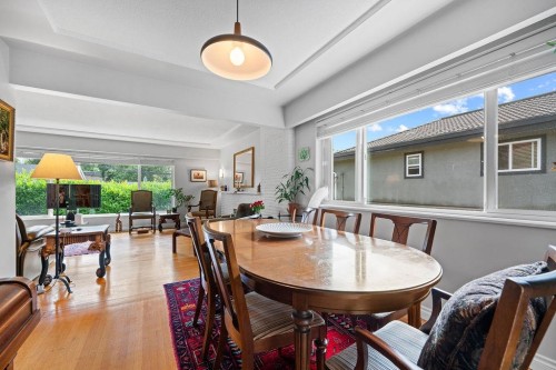 535 Holdom Avenue, Burnaby, BC 