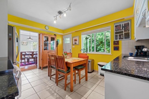 535 Holdom Avenue, Burnaby, BC 