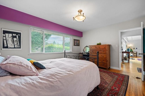 535 Holdom Avenue, Burnaby, BC 