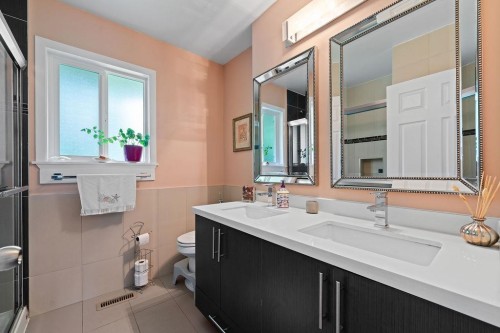 535 Holdom Avenue, Burnaby, BC 