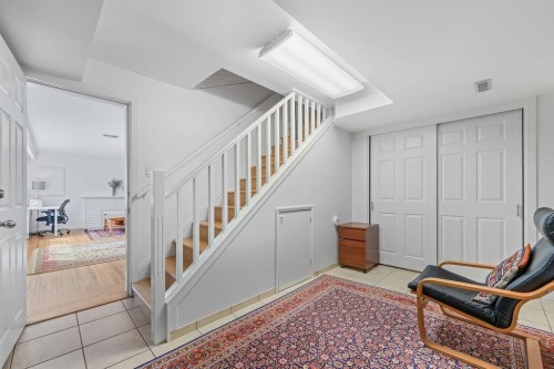 535 Holdom Avenue, Burnaby, BC 