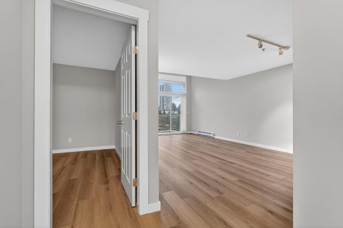 401-301 Maude Road, Port Moody, BC 